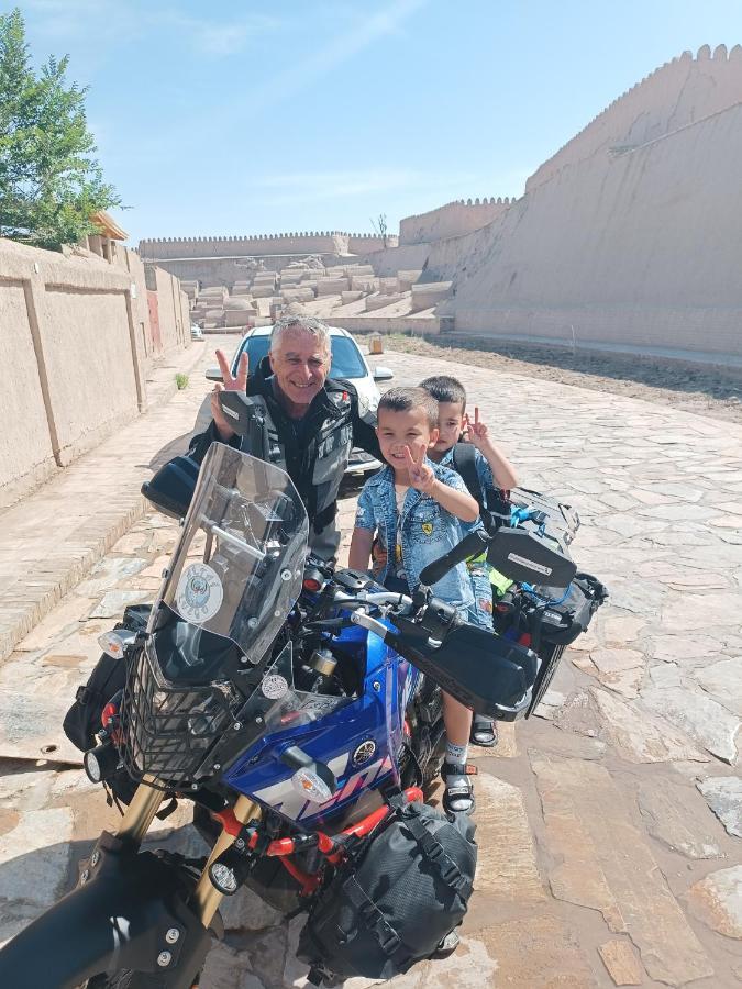 Khiva Ibrohim Guest House Bagian luar foto